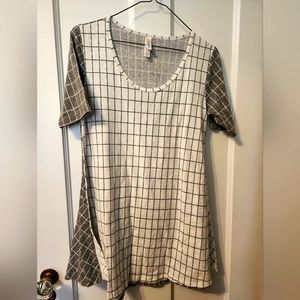 Lularoe XXSmall Perfect T